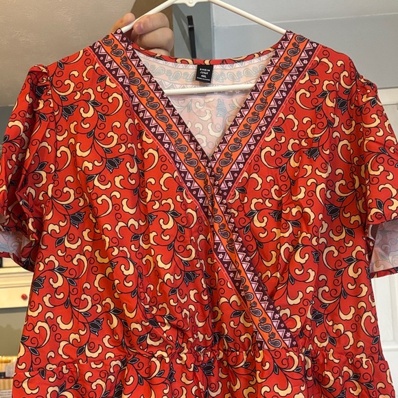 NWOT-SHEIN Red and Purple Paisley Maxi Dress - Picture 4 of 9